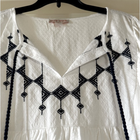 Knox Rose Flowy Embroidered Boho Summer Top - Picture 3 of 4